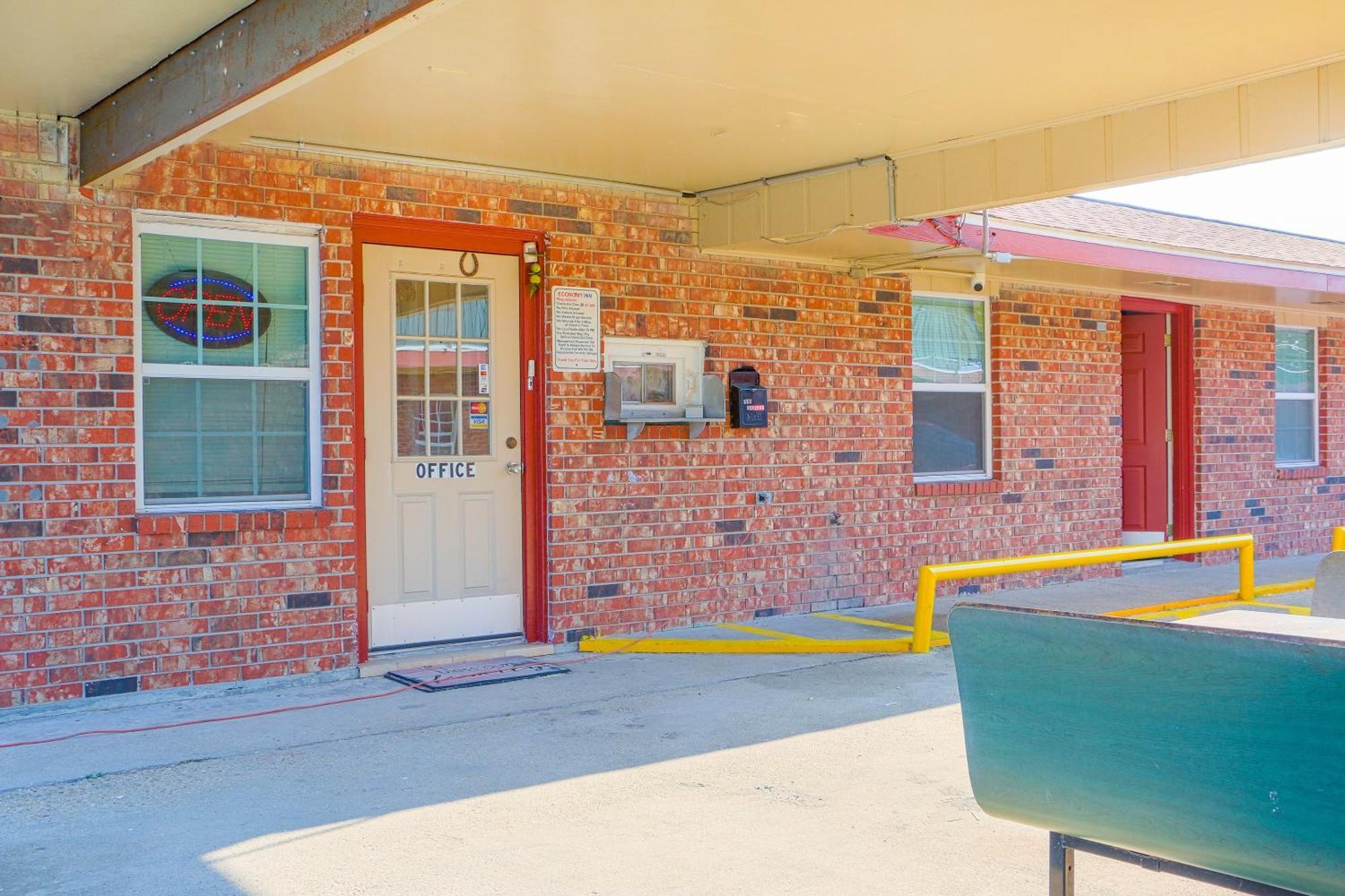 Economy Inn By Oyo Lockport Near Houma Buitenkant foto