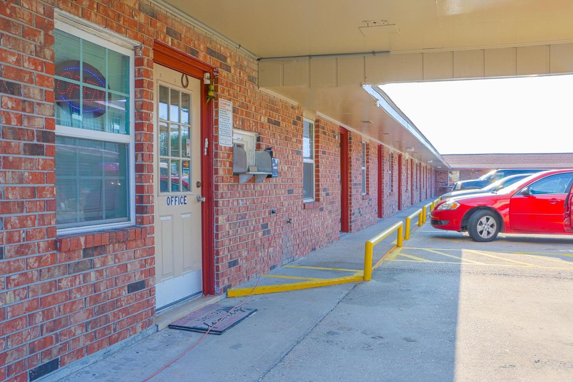 Economy Inn By Oyo Lockport Near Houma Buitenkant foto